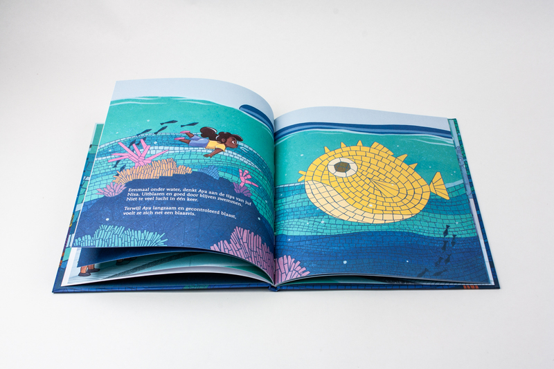 Plons! Aya gaat diplomazwemmen 5